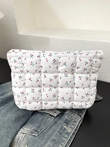 Gewatteerde make-up tas met schattige kersen print wit cosmetisch etui zachte toilettas