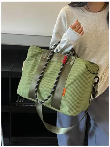 Grand sac cabas à carreaux verts avec poignées en corde d'escalade pour voyage sport extérieur