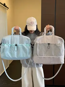 Multifunktionale erweiterbare Reisetasche mit Trolley-Schlaufe, große Sport- und Fitnesstasche.