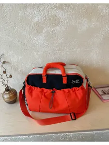 Große farbblockierte Reisetasche, leichte Sporttasche für Reisen, Fitness und den Alltag.