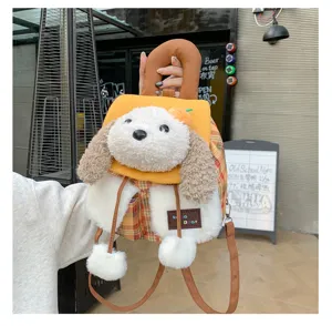 Sac à dos en peluche mignon, style japonais cartable doux avec un design adorable pour filles.