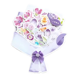 Set di biglietti d'auguri bouquet di fiori DIY, design floreale fresco con nastro viola.