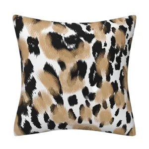Fodera per cuscino in peluche corto con stampa leopardata astratta, elegante decoro per divano.
