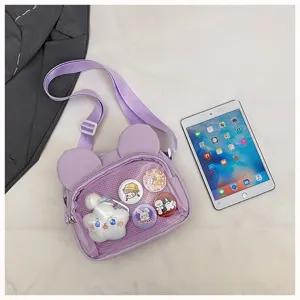 Violette süße Itabache mit transparenter Tasche, Bärenohren Design für Pins und Alltag.