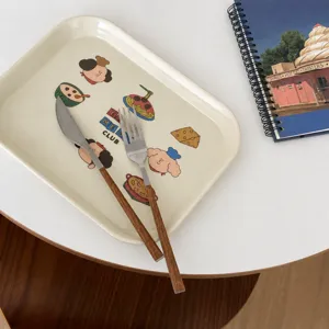 Vassoio colazione in melamina stile INS, simpatico design con decoro per bella decorazione.
