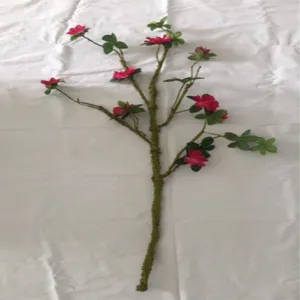 Ramo di fiori di azalea artificiali con stelo in schiuma morbida per decorazione casa floreale