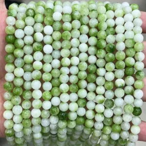 Perles de pierres précieuses rondes vertes et blanches, accessoires de fabrication de bijoux.