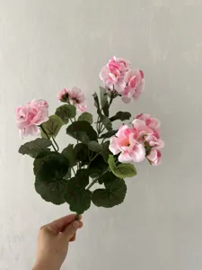Artificial silk geranium flower bouquet for home wedding party decoration and photography props details