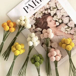 Bouquet de Fleurs de Boule d'Or Artificielle 9 têtes Craspedia en Soie Fausses Plantes pour Décoration de Salon de Maison de Mariage