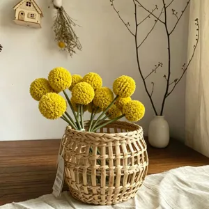 Bouquet de fleurs artificielles craspedia avec panier en osier déco maison fleurs jaunes
