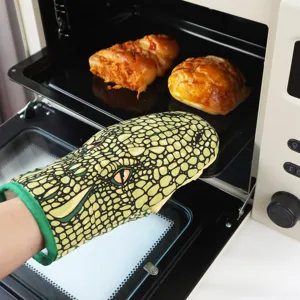 Cartoon Crocodile Oven Mitts Thickened Cotton Heat Resistant Non Slip Kitchen BBQ Baking Cooking Gloves