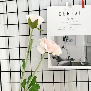 Künstlicher Kamelien Blumenstrauß, realistische Teerose für die Wohnkultur Innendekoration.