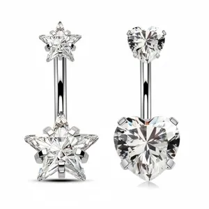 Piercing de ombligo de acero inoxidable y cristal con dijes de estrella y corazón.