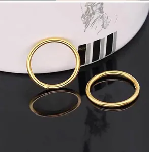 Edelstahl Gold Creolen Ohrringe für Damen und Herren, minimalistisches Design.