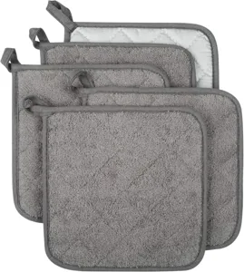 Set de maniques de cuisine épaisses avec tissu éponge et tissu argenté résistant à la chaleur.