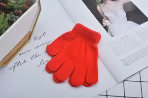 Rote Winter warme Fünf-Finger Strickhandschuhe für Kleinkinder Kinder Produktdetail