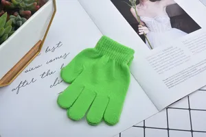 Kleinkind Winter warme Fünf-Finger Strickhandschuhe hellgrün Kinder Alltagskleidung