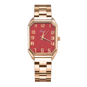 Orologio al quarzo rettangolare da donna con quadrante rosso e cinturino acciaio chic.