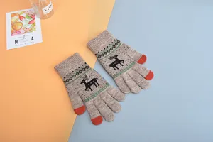 Affascinanti guanti touch in maglia con grazioso motivo di renna e calore invernale.