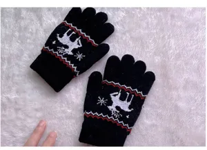 Kids winter warm knitted gloves with cute deer pattern, thick fleece lined for cold weather.