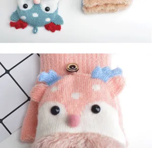 Children winter knit half-finger flip gloves cute cartoon deer and owl design detail view.