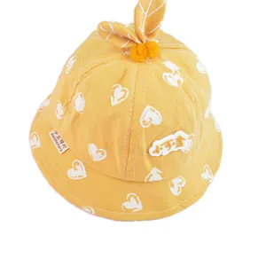 Cute baby bucket hat with heart print, soft cotton spring autumn infant sun hat for kids.