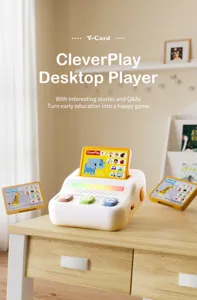 Vue détaillée de la machine d'apprentissage interactive pour enfants avec cartes.
