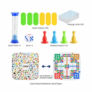 Set de juego de mesa de búsqueda infantil con reloj de arena fichas cartas dados y tablero Ludo