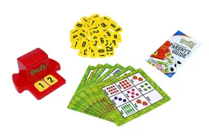 Ensemble de jeu éducatif de bingo de numéros pour enfants avec cartes, tuiles et appareil.