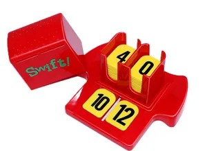 Detail de jouet de jeu de plateau numerique pour enfants, base en plastique et cartes.