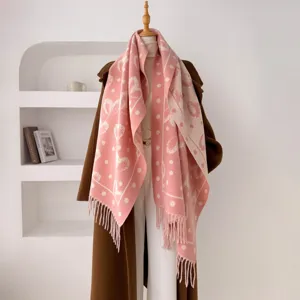 Roze abstract hart gebreide franje sjaal, zachte warme herfst winter retro damessjaal.
