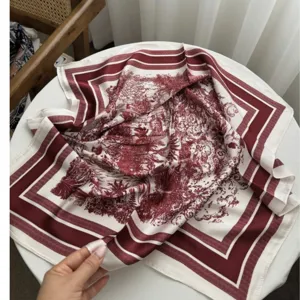 70cm satijn imitatie zijde vierkante sjaal, vintage rode bloemenprint dames halsdoek, stijlvol