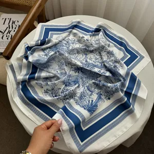 70cm satijn imitatie zijde vierkante sjaal met blauw witte toile de jouy patroon voor dames.