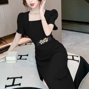 Ceinture de taille élastique mode femme avec boucle feuille d'or robe décorative