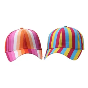 Casquette de baseball à rayures colorées, chapeau visière incurvée arc-en-ciel, soleil d'été.