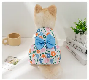 Süßes florales Welpenkleid mit blauer Schleife für kleine Hunde und Katzen, bequemer Haustierrock.