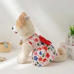 Blumiges Welpen Prinzessinnenkleid mit roter Schleife, süße Haustierkleidung für Katzen.