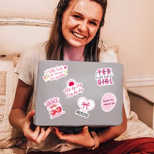 Adesivi cristiani rosa estetici impermeabili in vinile per laptop e skateboard belli