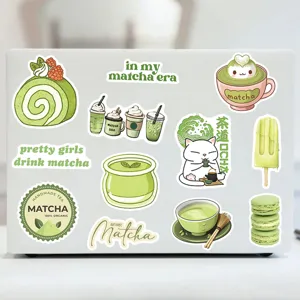 Simpatici adesivi verdi matcha estetici impermeabili in vinile per laptop valigia skateboard.