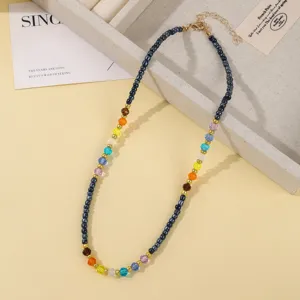 Collar de cuentas de cristal colorido, joyería de cadena de clavícula vintage hecha a mano.