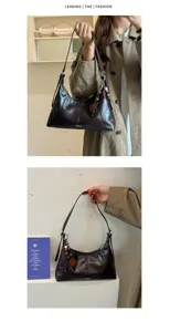 Retro PU leather shoulder bag for women, casual commuter hobo dumpling bag with chic tassel.