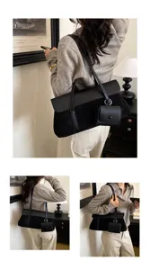French vintage style women shoulder bag, trendy underarm bag with small pouch for autumn fashion.