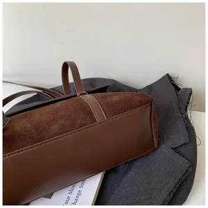 French vintage style contrast color women shoulder bag chic suede and leather handbag detail view