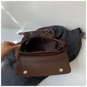 French vintage brown shoulder bag retro crossbody bag interior detail display style