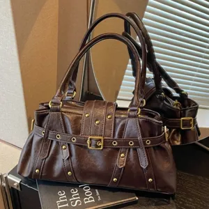 Bolso Boston de Moto de Cuero PU Vintage para Mujer Bolso de Hombro de Axila con Remaches Estilo Gothic Punk con Hebillas