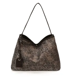 Stijlvolle dames leopard print schoudertas, retro grote hobo handtas voor de herfst.