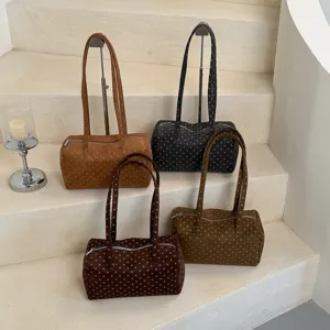 Sac épaule Boston à pois élégant, sac à main sous les bras chic pour femmes au quotidien.