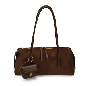 Bolso de hombro de ante marrón para mujer, bolso baguette minimalista con pequeño monedero.