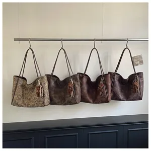 Vintage casual shoulder bag large capacity tote bag retro leopard print chic handbag stylish