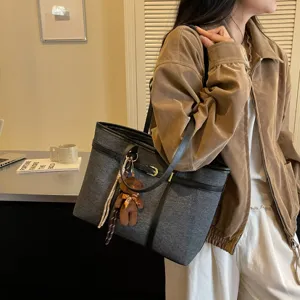 Large capacity tote bag casual vintage fashion commuting handbag shoulder bag for women
